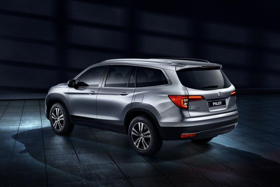  Honda Pilot 2015 года  (CIS) (фото 23 из 30)